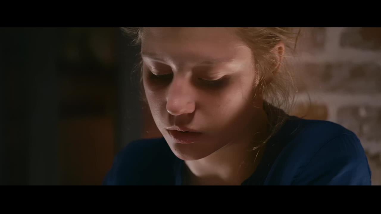 Blue Is the Warmest Colour 2013 آبی گرم ترین رنگ است ویدوگرام