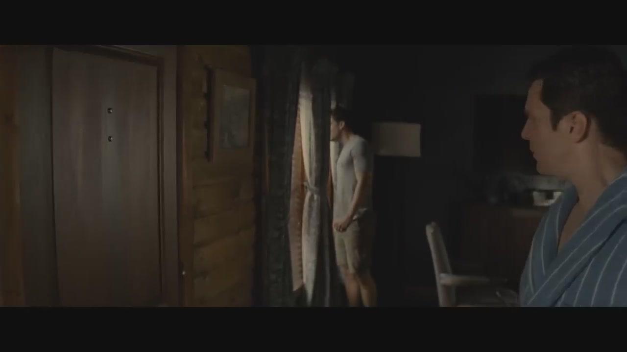 Стук в хижине 2023. Шьямалан стук в хижине. Стук в хижине трейлер. Knock at the cabin. Шьямалан стук в хижине.