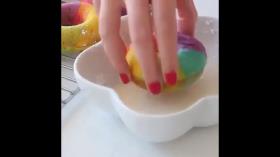کیک دونات-رنگین کمانی