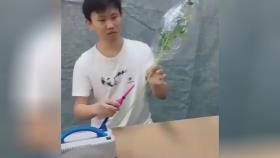 آموزش انداختن گل در بادکنک